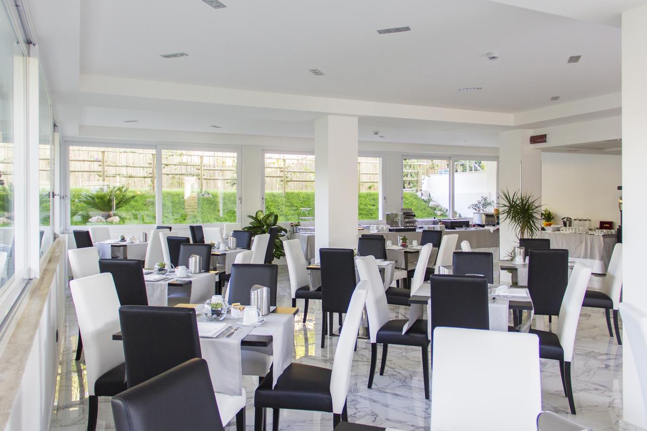 Hotel Villa Chiara Террачина Экстерьер фото